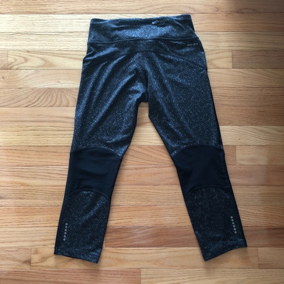 Nike Mesh Crop Tights - Picture 5 of 5